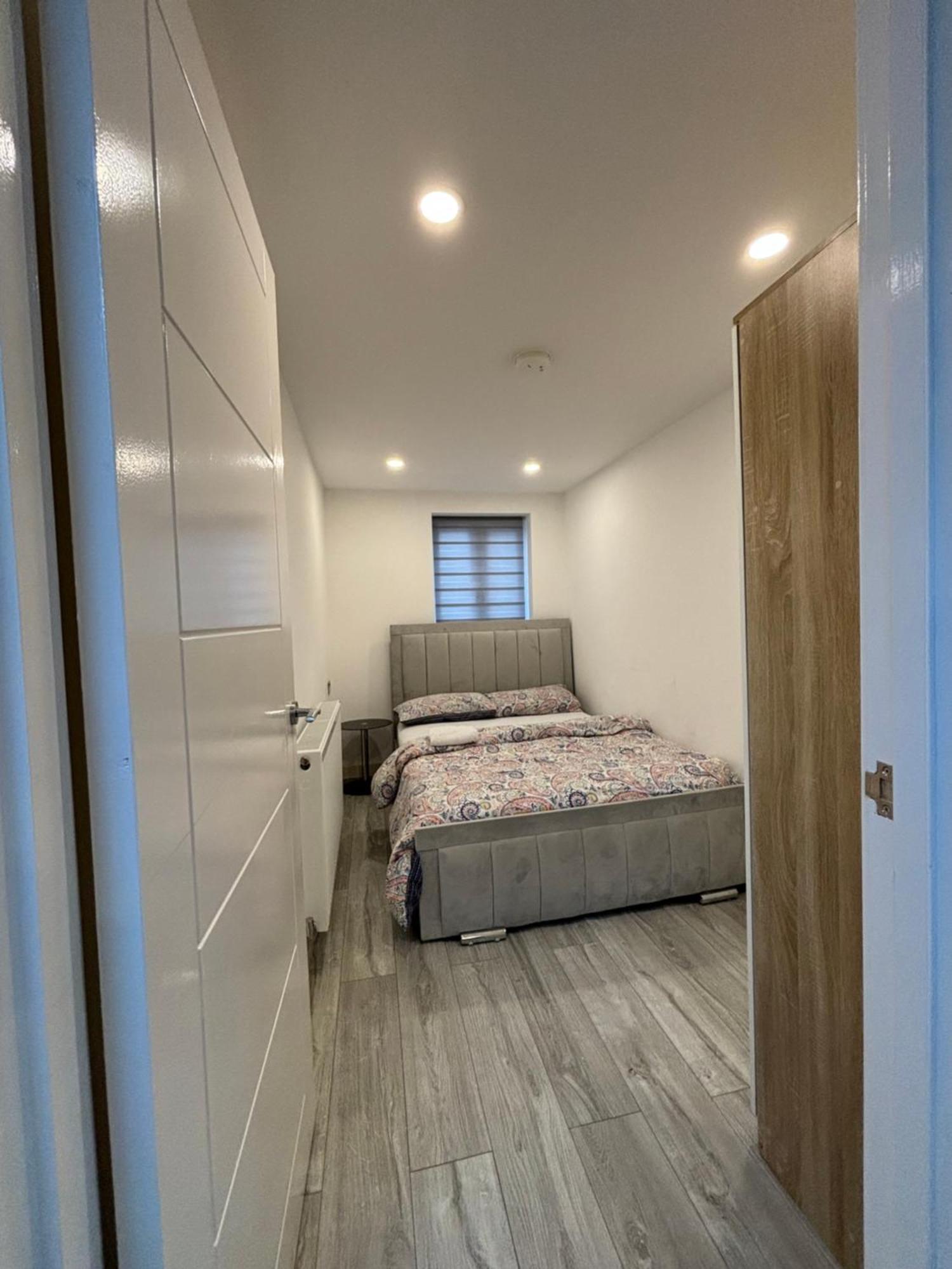 Newly Build 2Br Property With Free Parking High Wycombe Eksteriør bilde
